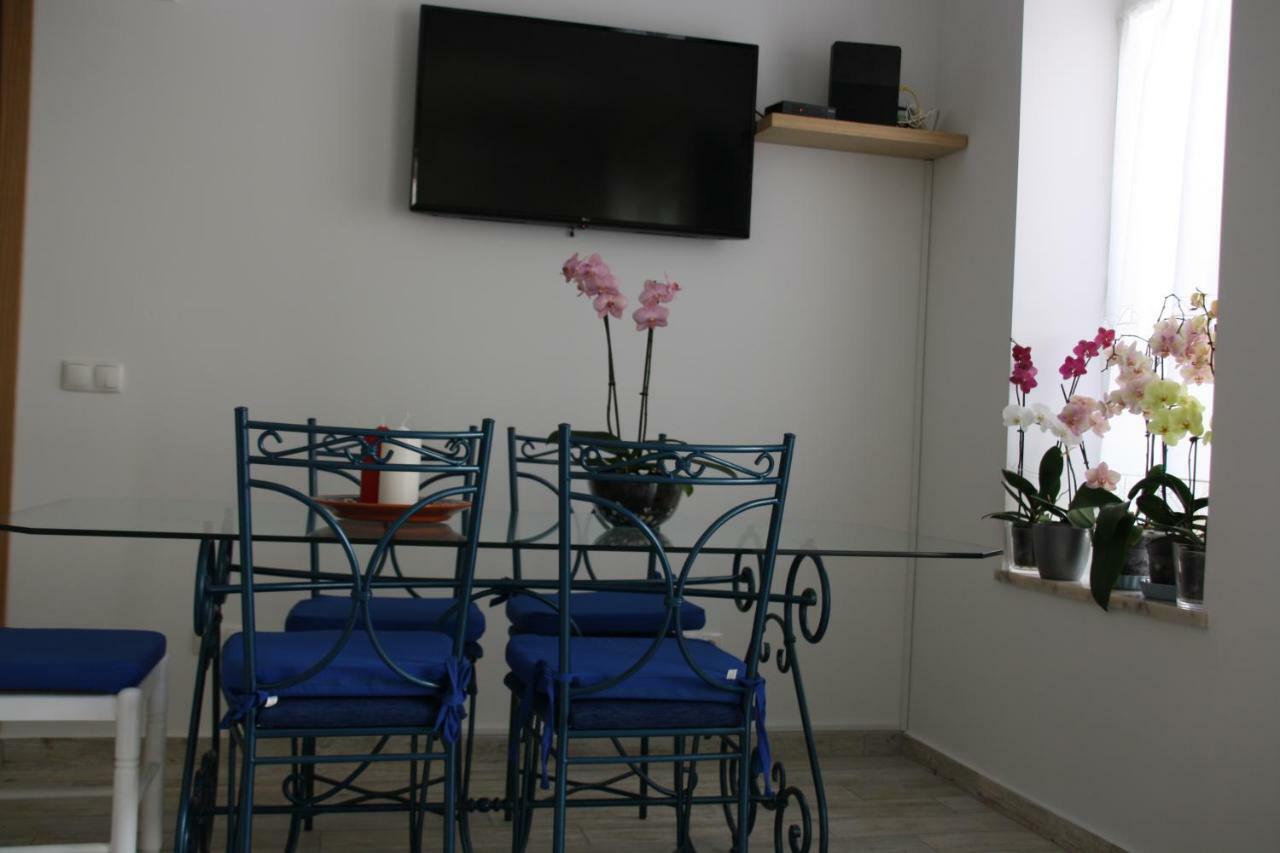 House Of Orchids With Patio Appartement Vila Real de Santo António Buitenkant foto
